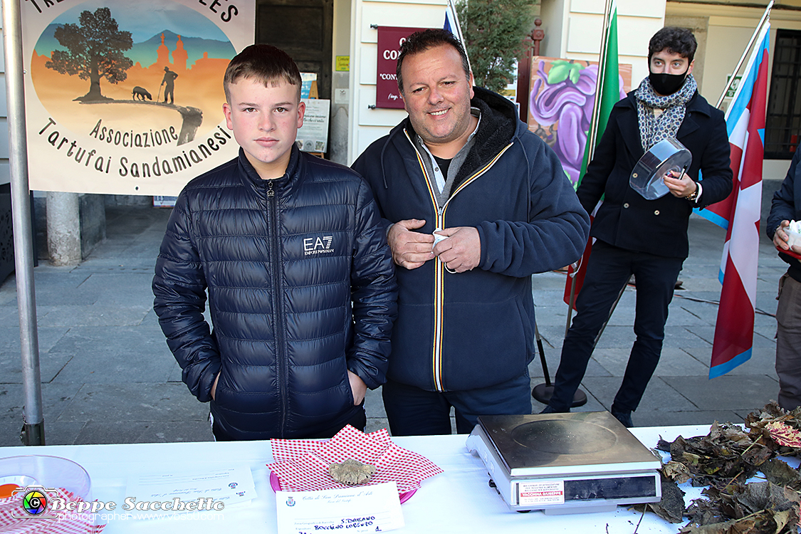 VBS_5547 - 10.ma Fiera Nazionale del Tartufo e Fiera dei Santi.jpg